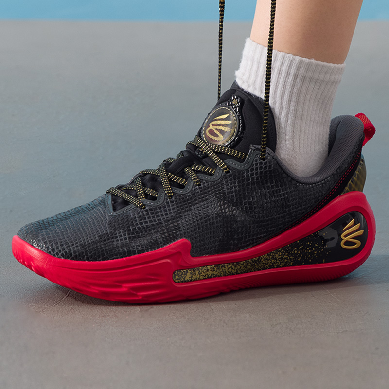 Under Armour Men's Basketball  - Men Shoes Under Armour avaliação e preço